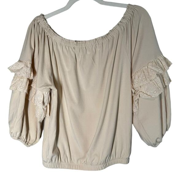 Evereve Cory Knit Ruffle Off the Shoulder‎ Top Cream Small - Picture 8 of 9